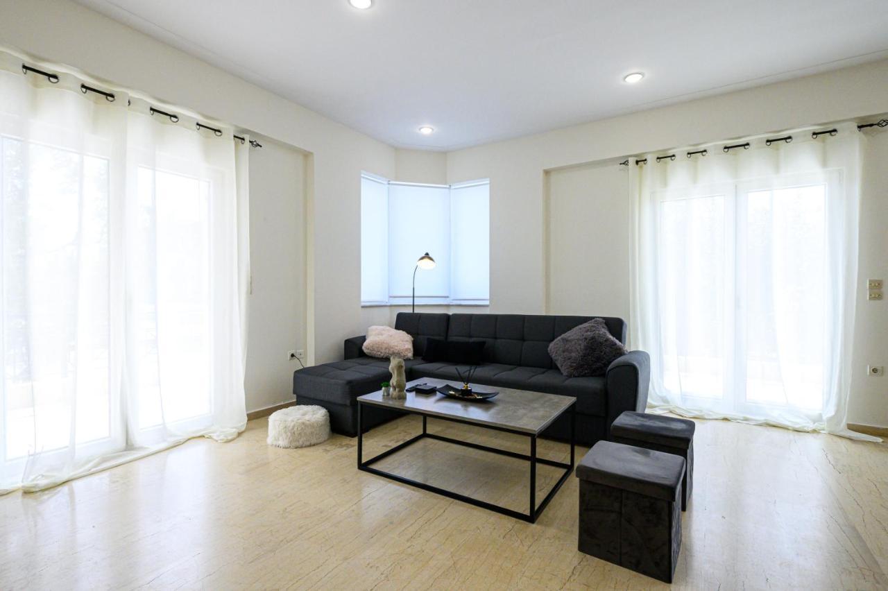 Oliva Apartment Каламата Экстерьер фото