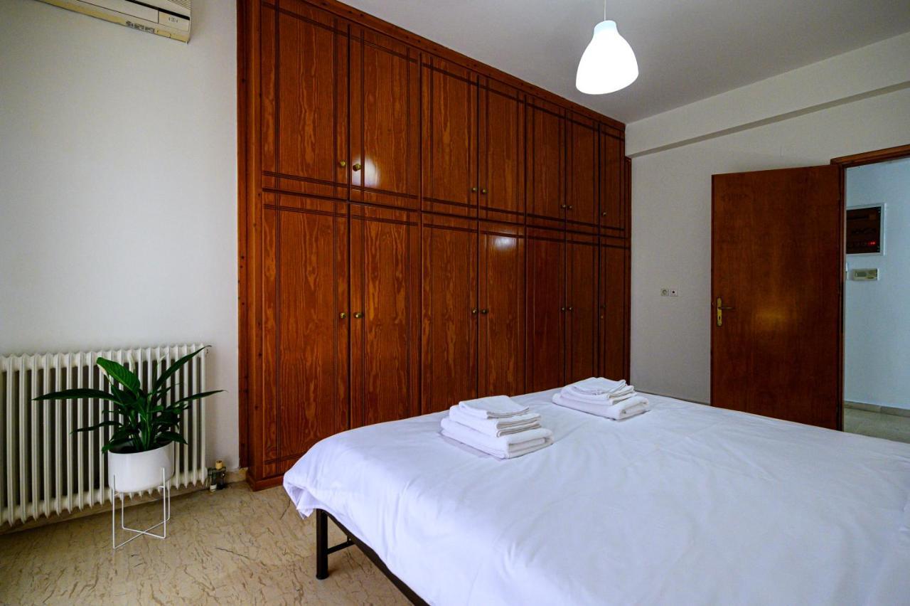 Oliva Apartment Каламата Экстерьер фото