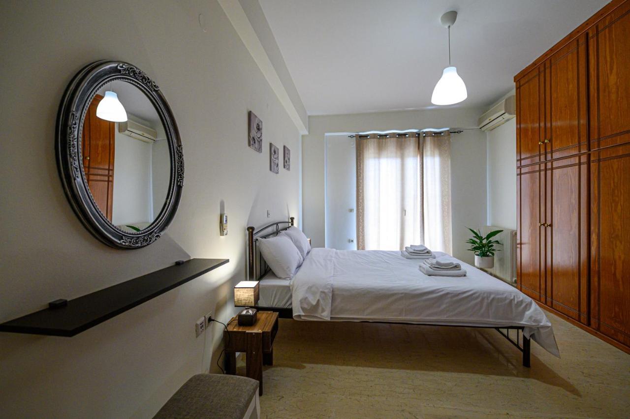 Oliva Apartment Каламата Экстерьер фото