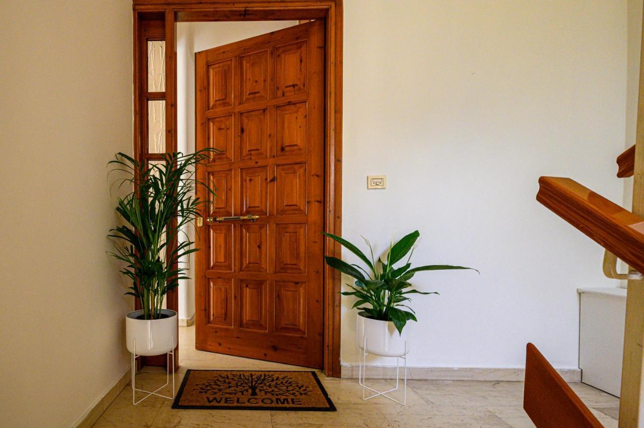 Oliva Apartment Каламата Экстерьер фото