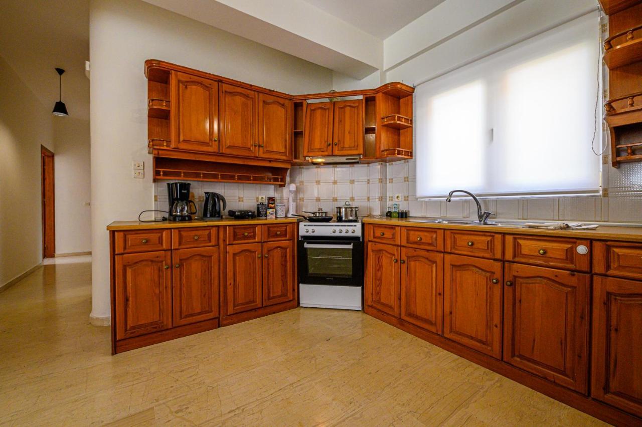 Oliva Apartment Каламата Экстерьер фото