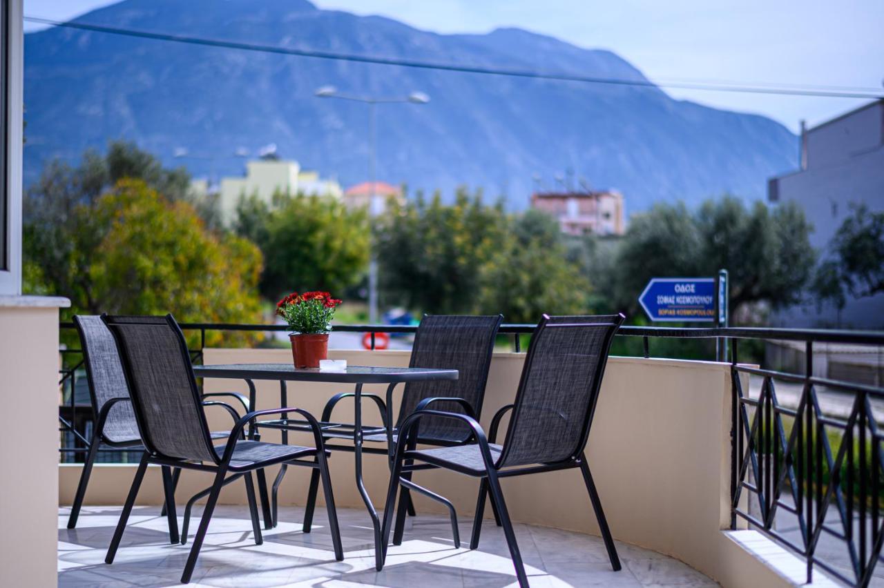 Oliva Apartment Каламата Экстерьер фото